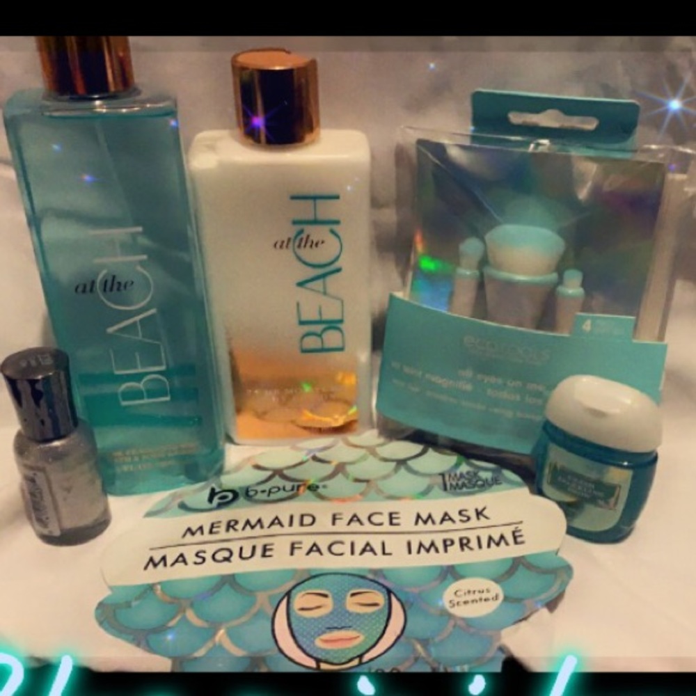 At the beach bundle